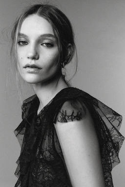 LIMITED EDITION LACE MIDI DRESS