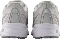 Кроссовки взрослые