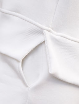 D49.061 Джемпер женский белый_dream city