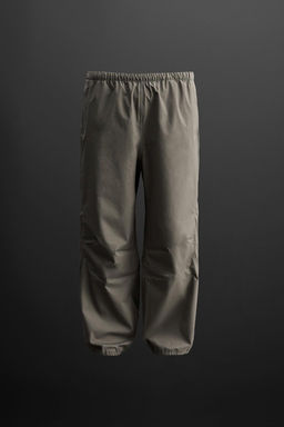 WATER-REPELLENT TECHNICAL TROUSERS - Zara фото 5