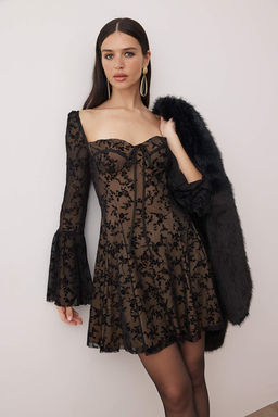 Siyah Kalp Yaka Dantel K?sa / Mini S?k/Gece Elbise TPRAW26EL00085