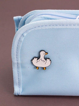 Значок металлический iLikeGift "Tail of a goose"