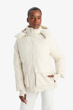 Su _tici Regular Fit Kap__onlu Mont