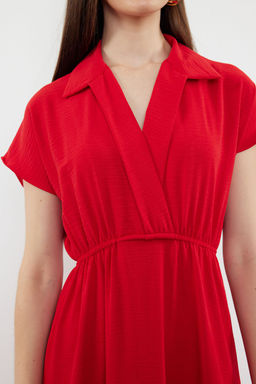 K?rm?z? Duz A Kesim Kruvaze Yaka Aerobin Midi Dokuma Elbise TWOSS24EL00599