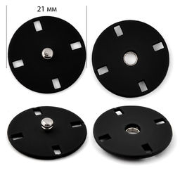 Кнопка пришивная декоративная TBY-S0001 21мм цв.черная резина уп. 20шт
