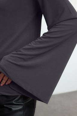 Trendyolmilla Siyah Relaxed/Rahat Kal?p Ispanyol Kol Esnek Orme Bluz TWOAW25BZ00203  фото 4