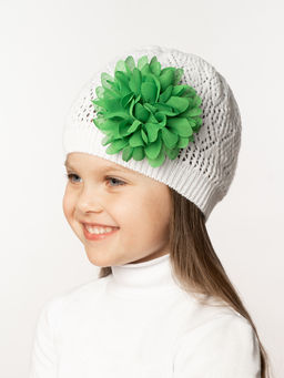 Шапка вязаная детская белая