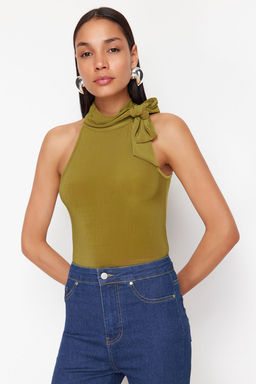 Trendyolmilla Yag Yesil Fular Baglama Detayl? Regular/Normal Kal?p Esnek Orme Bluz TWOSS24BZ00635