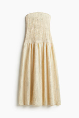 Vestido bandeau con cuerpo nido de abeja