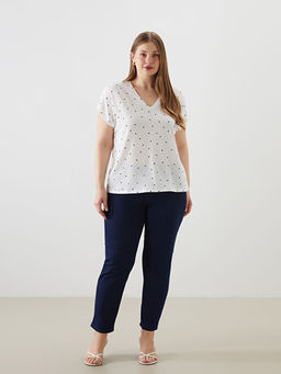 V Yaka Puantiyeli Kad?n Ti??rt