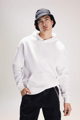 Базовый свитшот Oversize с капюшоном