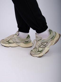 Джоггеры Тайлер 2 чёрные, футер 2-х нитка начес - Малина фото 11