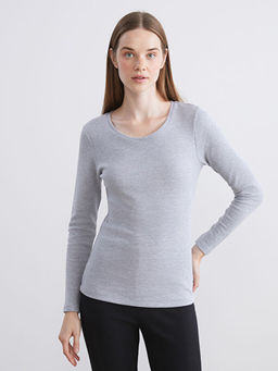 Uzun Kollu Kad?n Atlet