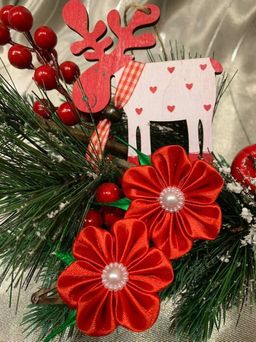 Цена за 2шт. Заколки