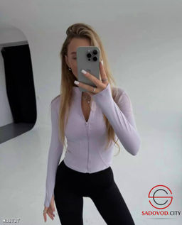 Спортивная женская кофта на молнии