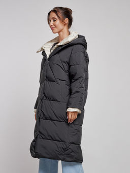 Пальто утепленное молодежное зимнее женское черного цвета 52393Ch - Mtforce фото 10