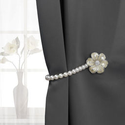 Подхват для штор Цветок, d = 6 см, цвет серебряный/белый