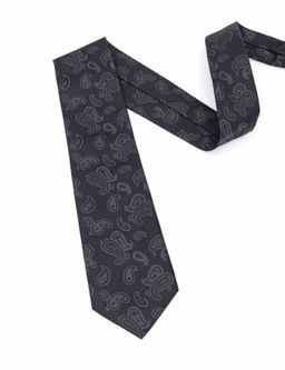 Черный шелковый галстук