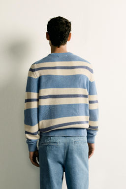 JERSEY REGULAR FIT JACQUARD RAYAS LAVADO / Azul