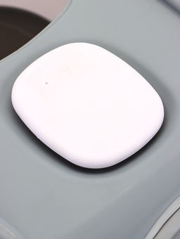 Туалет закрытый, 52×38×37 см, с УФ-лампой и миской, пластик, серый