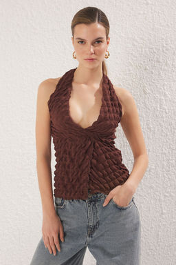 Trendyolmilla Siyah Premium Dokulu Boyundan Baglamal? Crop Buzgulu Orme Bluz TWOSS24BZ00389 фото 10