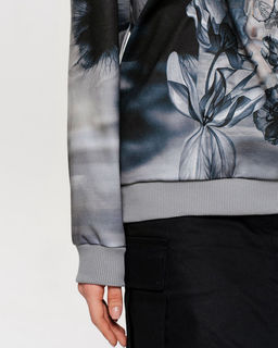 Свитшот с однотонными манжетами SWP194