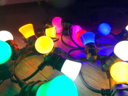 UDL-K121 10/E27/5M 5C IP65 BLACK BELT-LIGHT Гирлянда Белт-лайт, 5 м + 1,5м сетевой шнур. 10 патронов E27, шаг 50см. 5 заглушек. Чёрная. TM Uniel. - Volpe фото 3