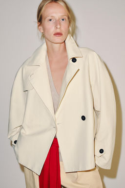 TRENCH CORTO ZW COLLECTION / Hueso