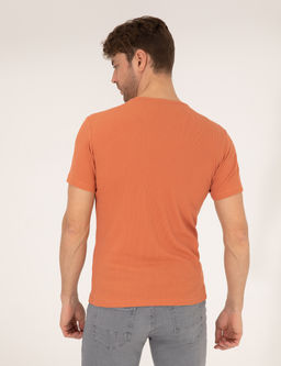 Kahverengi Slim Fit Dokulu Bisiklet Yaka Ti__rt