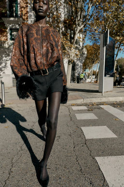 LOW-RISE BELTED SKORT - Zara фото 6