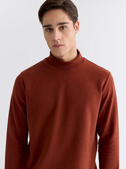 Dik Yaka Erkek Sweatshirt
