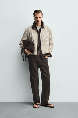 CAZADORA JACQUARD FLORAL IRREGULAR / Beige oscuro
