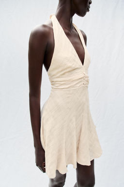 VESTIDO CORTO R?STICO HALTER / Crudo medio - Zara фото 3