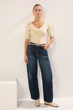 Trendyolmilla Tas Fitted/Vucuda Oturan V Yaka S?rt Dekolteli Esnek Orme Bluz TWOSS25BZ00083 фото 11