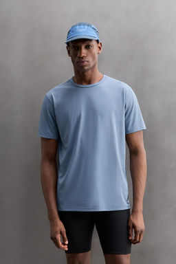 BASIC TECHNICAL T-SHIRT