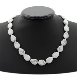 Кахолонг, плоские бусины капля 13х18мм, бусы длиной 46см