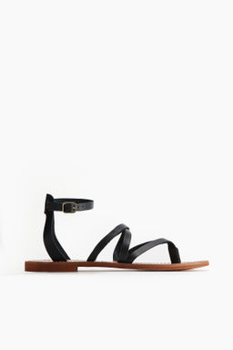 Sandalias de tiras en piel