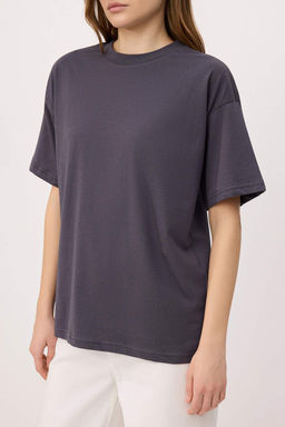 Antrasit Bask?l? Oversize/Genis Kal?p K?sa Kollu Tok %100 Pamuk Orme T-Shirt TWOSS26TS00180 - Trendyolmilla фото 3