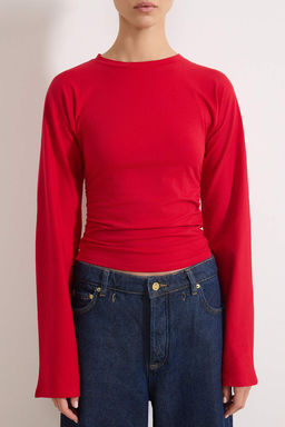 K?rm?z? Ispanyol Kol Buzgu Detayl? Regular/Normal Kal?p Orme Bluz TWOAW26BZ00293