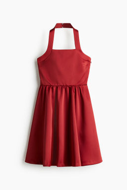 Vestido halter con falda circular