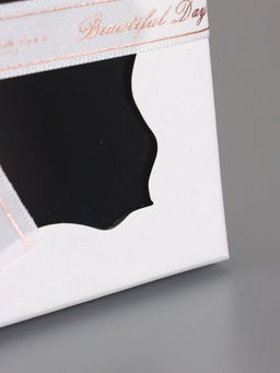 Набор подарочных коробок 3 в 1, прямоугольные с окном, белый, 23×16×9.5; 21×14×8; 19×12×6.5 см