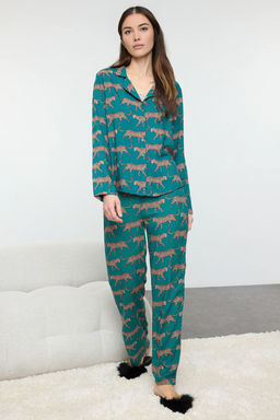 Zumrut Yesili Kaplan Desenli Viskon Dokuma Pijama Tak?m? THMAW25PT00035