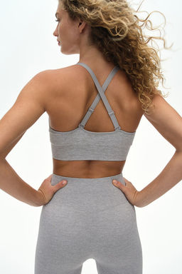 Sujetador de deporte en DryMove Medium Support - H&m фото 3