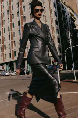 FAUX LEATHER DOUBLE-BREASTED BLAZER - Zara фото 15