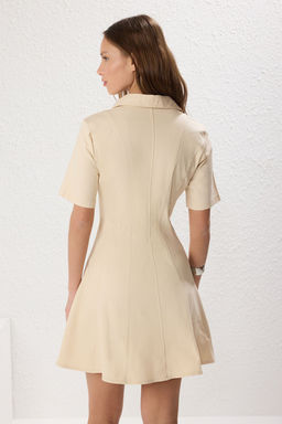 Trendyolmilla Ekru Duz Etegi Belden Ac?lan Dikis Detayl? Mini Dokuma Elbise TWOSS25EL00184  фото 9