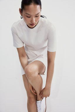 Vestido camiseta entallado - H&m фото 3