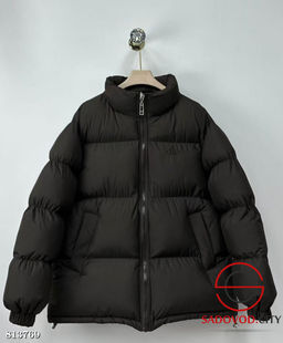 Зимняя дутая женская куртка с капюшоном