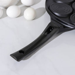 Сковорода-оладница Ribbed, d=26 см, пластиковая ручка, литой алюминий, чёрная - Simaland фото 4