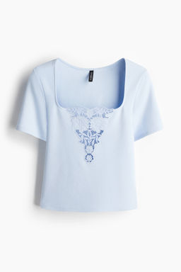 Top con detalle en bordado ingl?s