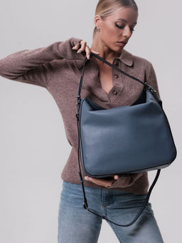 Сумка кожаная на плечо Azaro 30925 серый